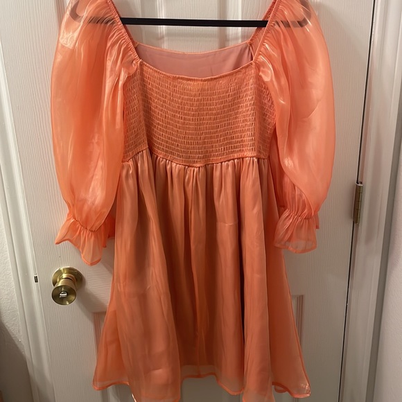 Beautiful Entro Dress - Picture 4 of 5